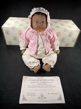 Original Lee Middleton HONEY LOVE AWAKE-GIRL collector's doll